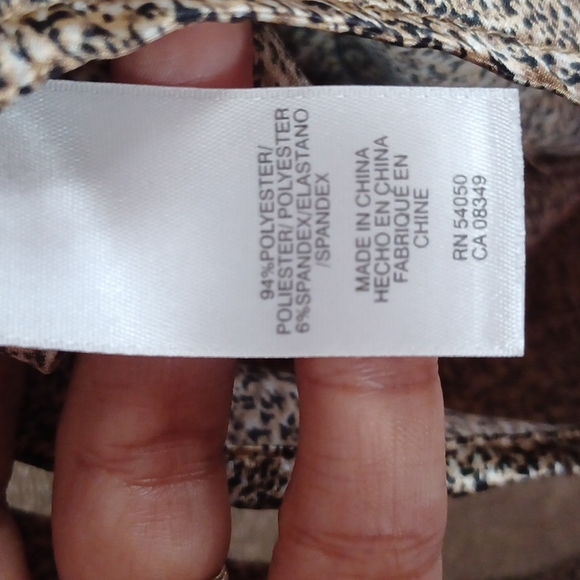 Jones/Wear Women's Stretch Brown/Black Long Sleeve Subtle ShimmerShirt Size 10 - Picture 8 of 8